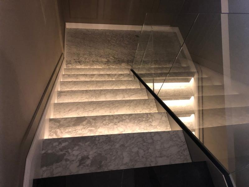 Pielęgnacja marmurowych schodów