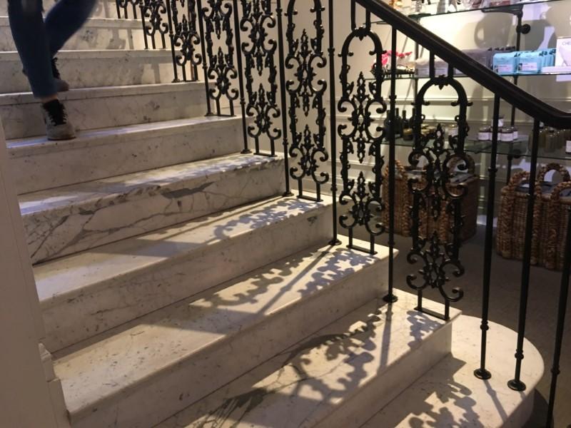 Zalety i wady schodów marmurowych