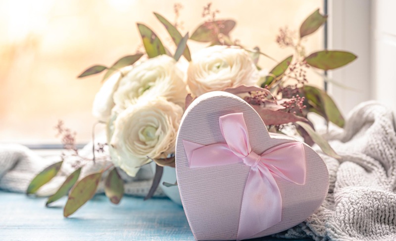 Idealny prezent z okazji chrztu, komunii lub urodzin – czy złoty aniołek sprawdzi się zawsze?