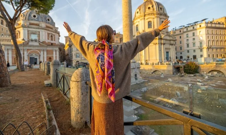 Pielgrzymki na każdą kieszeń – najlepsze kierunki i oszczędne rozwiązania
