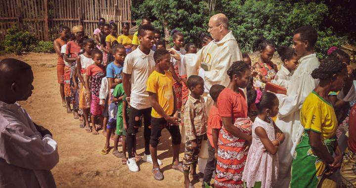 Innowacyjne strategie promowania misji