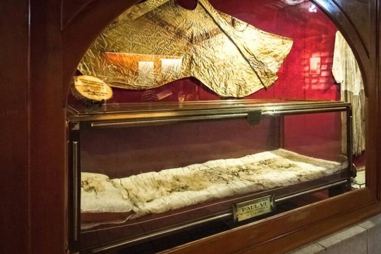 Moc i spokój w wierze: odkryj litanię do Świętego Szarbela