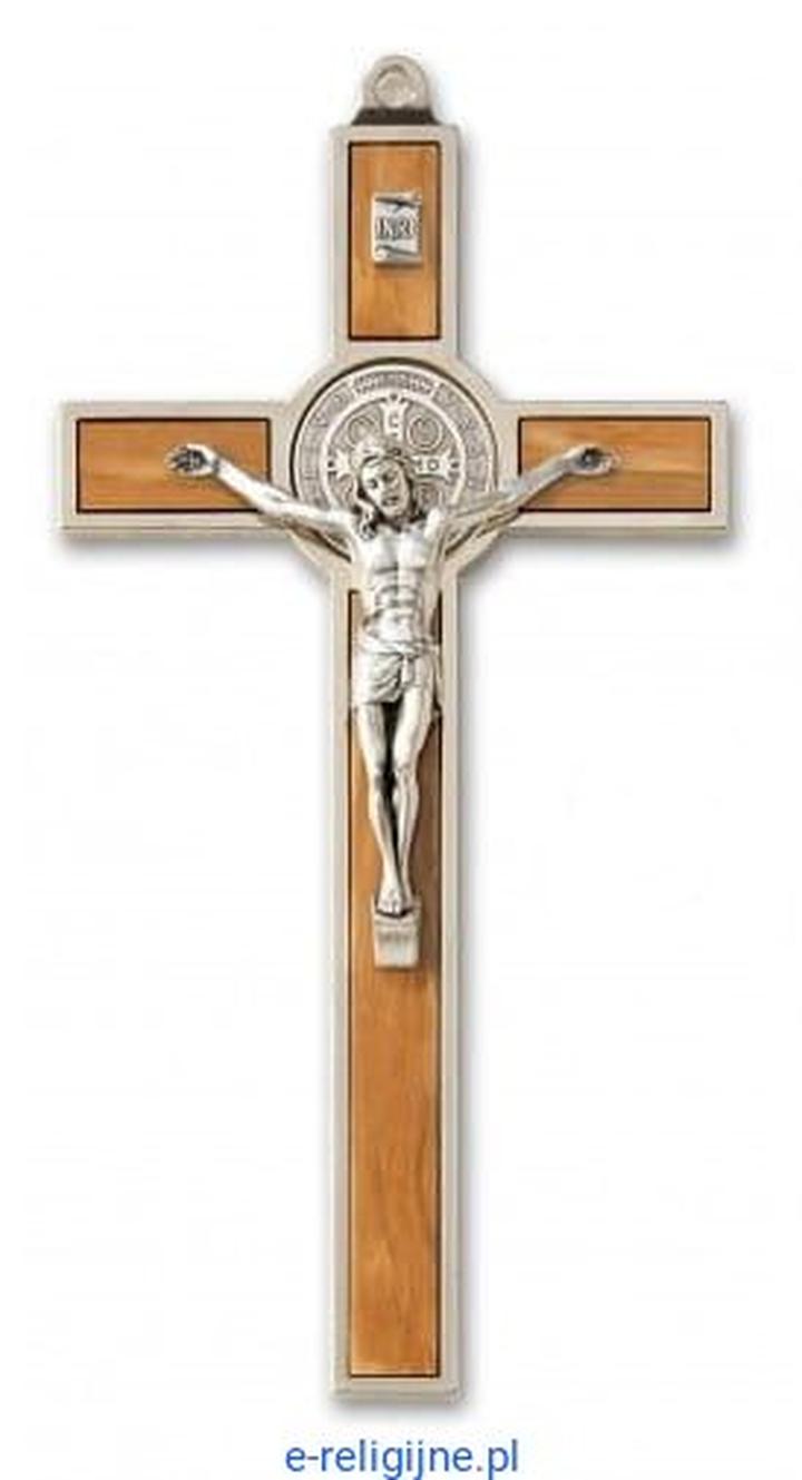 Znaczenie i tradycja krzyża świętego