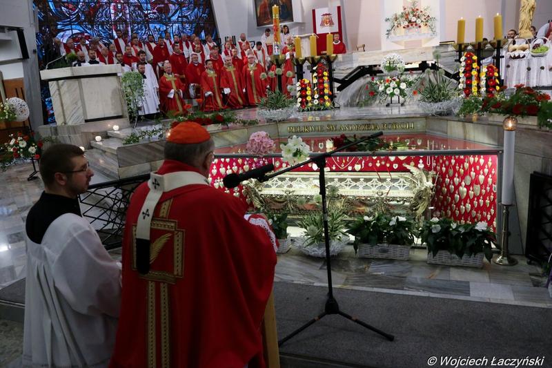 Wspólnota i modlitwa w izolacji