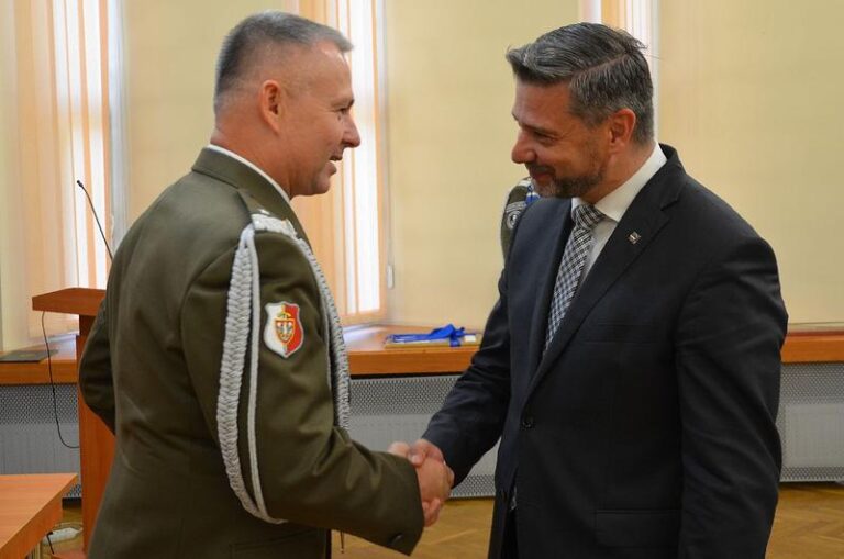 Jak wyjść z emocjonalnego impasu dzięki aktowi żalu?